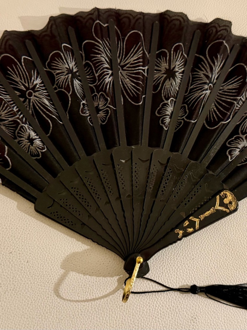 Black Red Floral Folding Hand Fan Glitter Lace Tassel Dance Festival Flamenco - Picture 6 of 16
